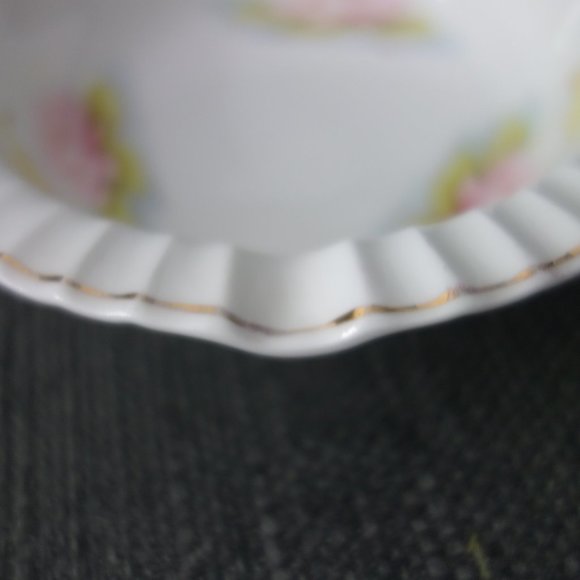 Vintage Ceramic Ash Tray - Picture 4 of 8